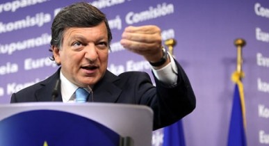 Германия обвинила Баррозу в усугублении кризиса еврозоны