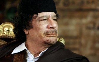 Каддафи обещает взорвать нефтепроводы в Ливии