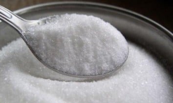 Кабмин увеличил минимальную цену на сахар с 1 сентября на 15,8% - до 4,9 тыс. грн/т