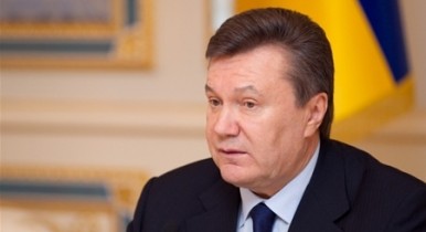 Янукович подписал закон о снижении акциза на бензин и дизтопливо