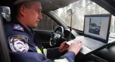 В 2012 году у каждого сотрудника ГАИ будет компьютер с базой данных украинских авто