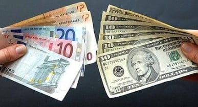 Крах доллара? Кризис евро? «И то и другое», говорит золото