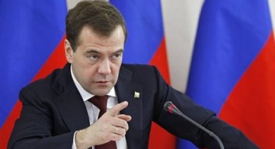 Медведев отменил визит в Севастополь из-за разногласий с Украиной