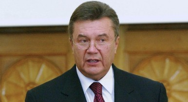 Янукович поручил НБУ простимулировать кредитные операции коммерческих банков