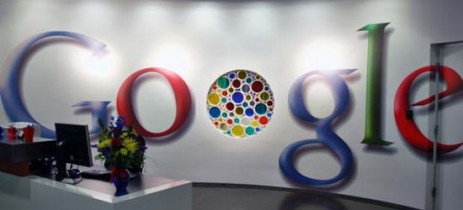 Google, Gmail для iPhone, Google отозвал приложение Gmail для iPhone.