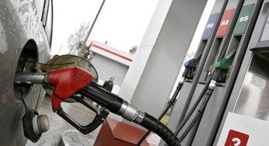 Бензин может подорожать, подорожание бензина, бензин в Украине, цены на бензин.