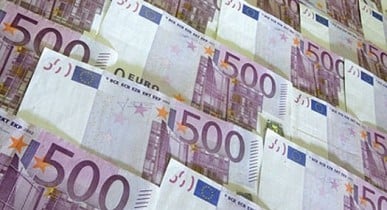 Евро, евро падает, евро будет стоить уже 1,20 доллара.