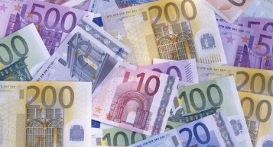 Тонущий евро, евро, валюта, тонущий евро ещё имеет шансы.