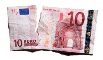 Евро идет к паритету с долларом