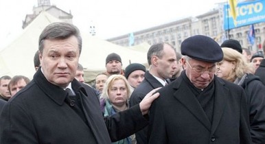 Президент опроверг слухи об отставке Азарова