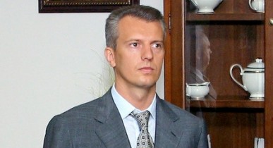 Хорошковского уволили с должности министра финансов, назначив первым вице-премьер-министром
