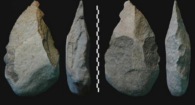 Ручные каменные топоры, найденные в Кении.