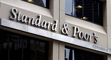 Standard & Poor's, S&P ухудшило прогноз рейтингов Украины.