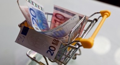Банки усилят борьбу против фальшивой валюты (видео)