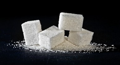 Индия снимает ограничения по экспорту сахара.