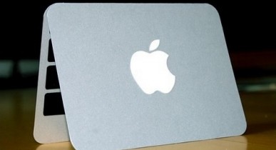 В июне Apple представит новый сверхтонкий MacBook.