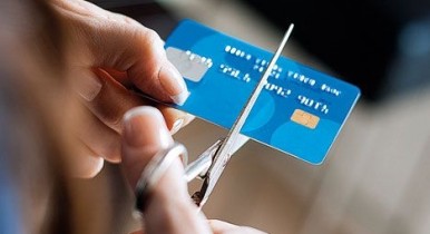 Visa и MasterCard могут заблокировать платежные карты украинцев.