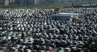 Янукович хочет ввести прогрессивную ставку пенсионного сбора при покупке авто