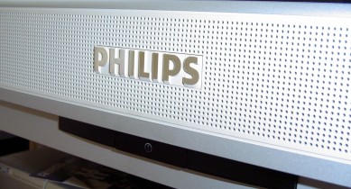 Philips ужесточит экономию и сократит еще 2.200 сотрудников