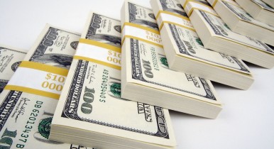 Банки будут еще активнее продавать розничные портфели в 2013 году.
