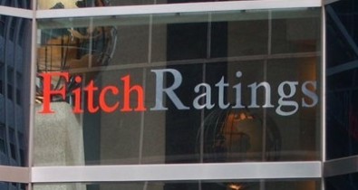 Fitch в очередной раз пригрозило США пересмотром кредитного рейтинга.