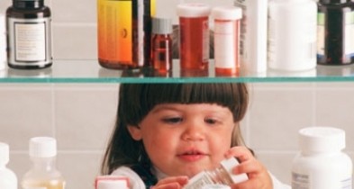 Минздрав инициирует запрет на продажу лекарств детям.