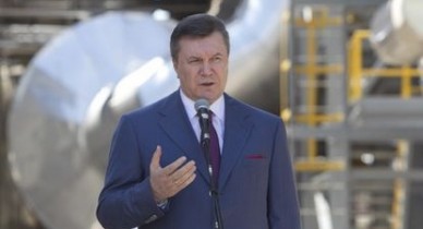 Янукович пригрозил России поиском «газовой» альтернативы.