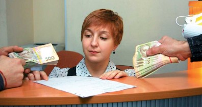 Украинских миллионеров могут обложить 20% пенсионным сбором.