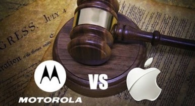 Apple выиграла патентную «войну» против Motorola.
