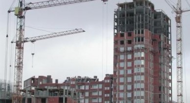 Украинцы боятся вкладывать в строительство жилья.