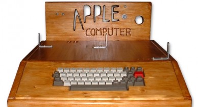 Первый компьютер Apple выставят на аукцион.
