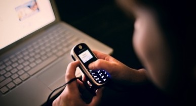 Как мобильные мошенники могут «увести» SIM-карту у абонента предоплаты.