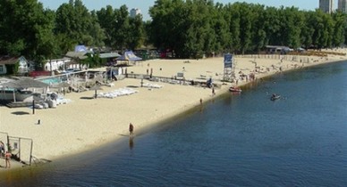 В Киеве не рекомендуется купаться на десяти пляжах.