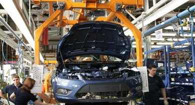 Производство автомобилей в Украине сократилось в 2,5 раза.