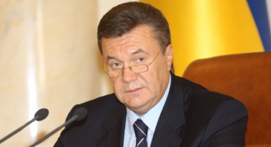 Янукович отдаст регионам 55% госбюджета.