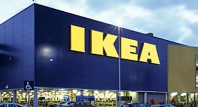 Сбежавший от налогов основатель IKEA возвращается на родину спустя 40 лет.