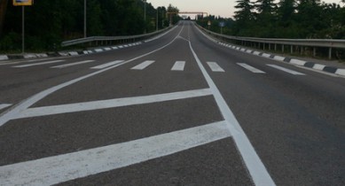 Стало известно, какие дороги построят в Украине в первую очередь.