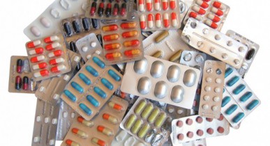 Раде предлагают ввести 7%-й НДС на импорт лекарств.