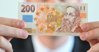 Количество фальшивих евро выросло на 13%.