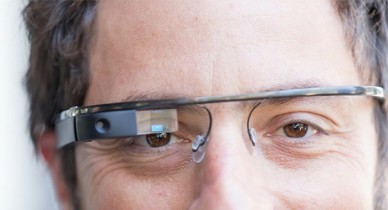 Google Glass будут мониторить интерес к рекламе.