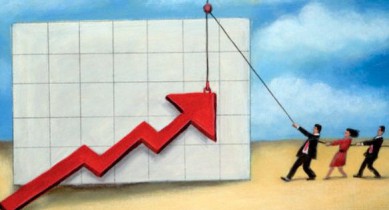 Азаров прогнозирует 2,4% роста ВВП за июль 2013 года.