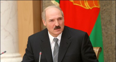 Лукашенко хочет ввести пошлину для белорусов, выезжающих в ЕС за товарами.