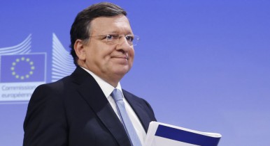 Еврокомиссия заявляет о завершении рецессии в еврозоне.