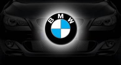 BMW начинает серийное производство электромобилей.