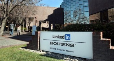 LinkedIn обвинили в краже адресов электронной почты.