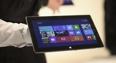 Microsoft представила новое поколение планшетов Surface.