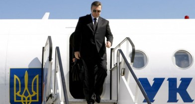 Янукович отправился с визитом во Львовскую область.