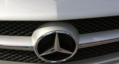 Рост продаж Mercedes-Benz стал рекордным за всю историю компании.