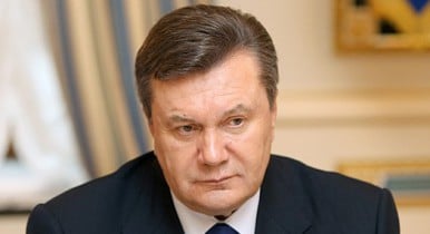 Янукович учредил День работника налогового и таможенного дела.