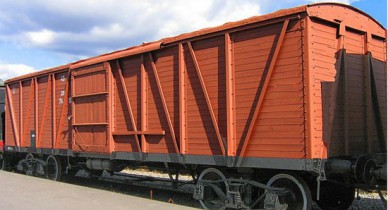 Крюковский завод уменьшил выпуск грузовых вагонов на 39%.